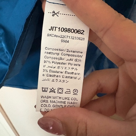 Elegant Blue Women's Top - Picture 4 of 4